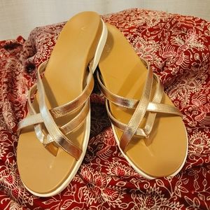 Vionic Sandals Rose Gold NIB